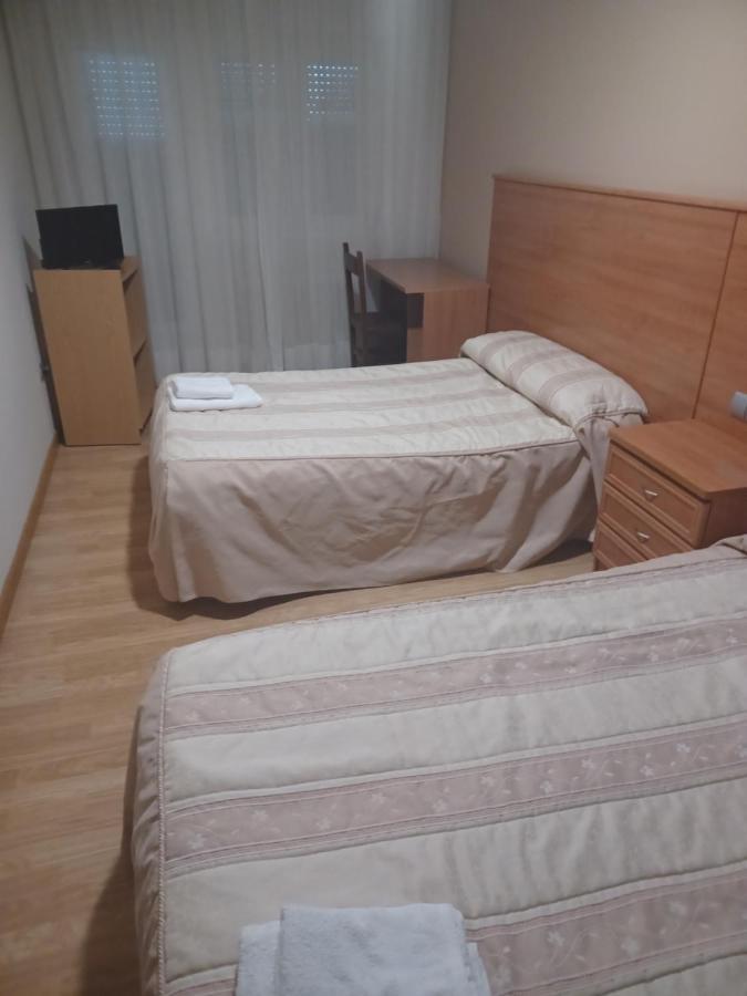 Hotel 2 De Mayo 2 Xinzo de Limia Zewnętrze zdjęcie