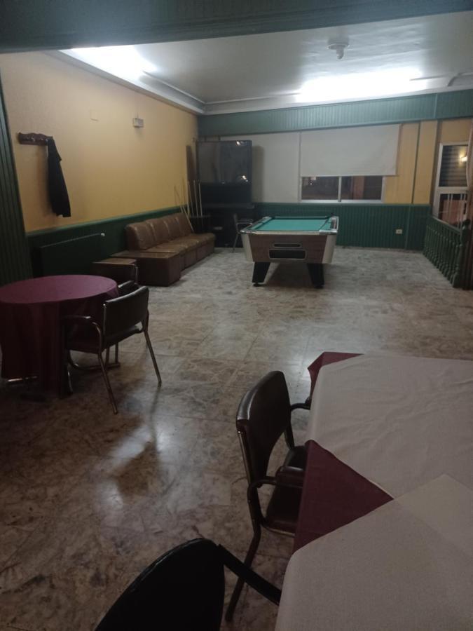 Hotel 2 De Mayo 2 Xinzo de Limia Zewnętrze zdjęcie