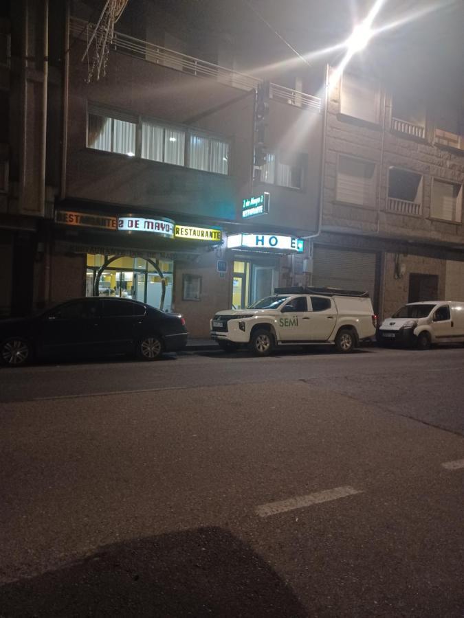 Hotel 2 De Mayo 2 Xinzo de Limia Zewnętrze zdjęcie